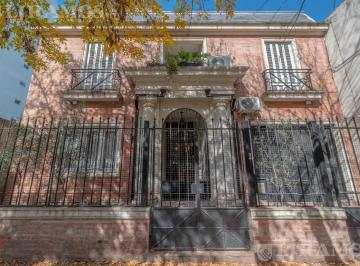 Casa · 480m² · 5 Ambientes · 1 Cochera · Casa en Bajo Belgrano. Alquiler