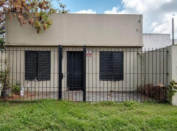 Casa · 4 Ambientes · Casa - Altos de San Lorenzo