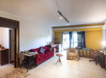 Departamento de 4 ambientes, Villa del Parque · Amplio 4 Ambientes Al Frente con Balcón + Bajas Expensas
