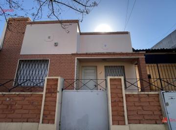 Casa · 4 Ambientes · 1 Cochera · Casa en Alquiler en Guemes Al 800, Luján