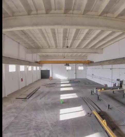 Bodega-Galpón · 1130m² · 3 Ambientes