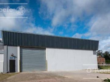 Bodega-Galpón · 1200m² · Galpón en Alquiler en Parque Industrial Canning - 1200 m² con Oficinas