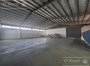 Bodega-Galpón · 1200m² · Galpón en Alquiler en Parque Industrial Canning - 1200 m² con Oficinas