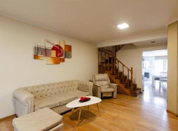 PH · 102m² · 4 Ambientes · 2 Cocheras · Casa Tipo PH en Venta en Caballito