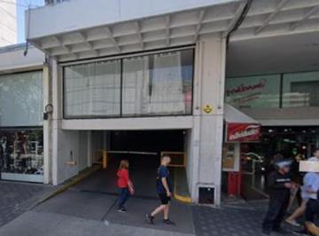 Ingreso Sarmiento 926 · Cochera en Venta – Sarmiento 926, Rosario en Pleno Centro, Primer Piso con Ingreso por Rampa y Seg