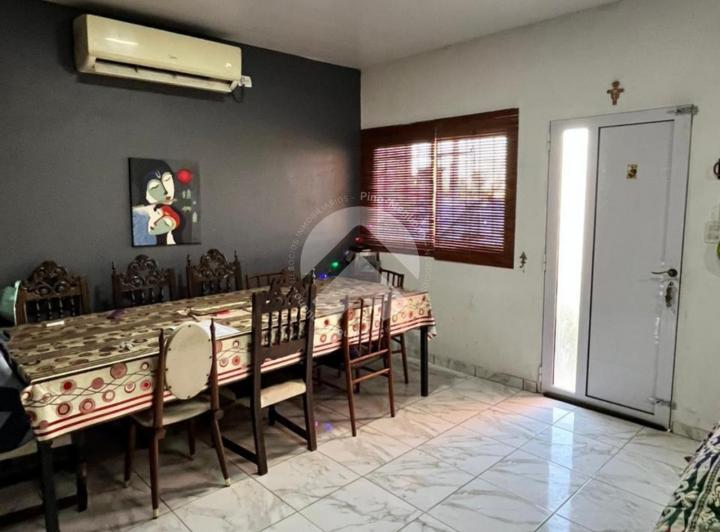 Casa · 100m² · 5 Ambientes · 1 Cochera