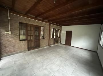Casa · 4 Ambientes · 1 Cochera · Casa en Alquiler