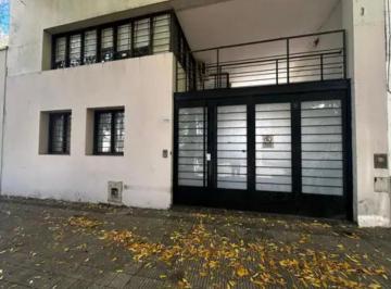 Casa · 350m² · 5 Ambientes · Casa en Venta - 3 Dorm. 5 Baños - La Plata