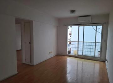 Departamento · 63m² · 3 Ambientes · Departamento en Alquiler - 2 Dorm. 2 Baños - Barracas