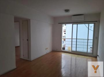Departamento · 63m² · 3 Ambientes · Departamento en Alquiler - 2 Dorm. 2 Baños - Barracas