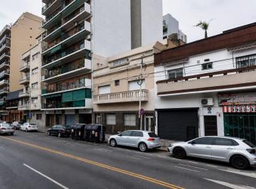 Casa · 135m² · 6 Ambientes · Casa en Parque Chacabuco