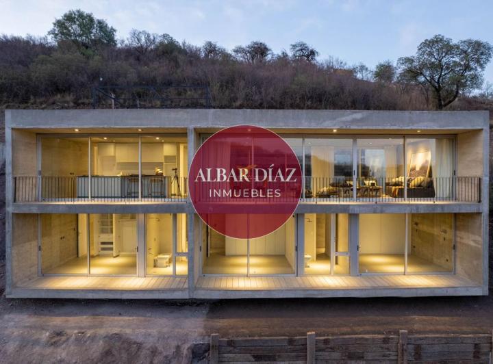 Casa · 250m² · 6 Ambientes
