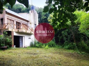 Casa · 210m² · 7 Ambientes · 2 Cocheras · Casa en Venta - Valle del Sol