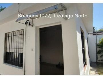 Casa · 40m² · 2 Ambientes · 1 Cochera · Casa Dúplex en Venta en Ituzaingó, G. B. a. Zona Oeste, Argentina