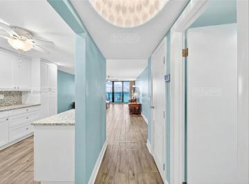 Departamento · 92m² · 2 Ambientes · 1 Cochera · Departamento en Venta en Hollywood, Miami, Florida