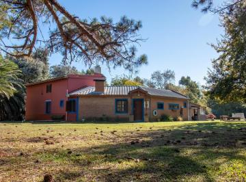 Casa · 160m² · 5 Ambientes · 2 Cocheras · Casa en Altos de Los Cardales