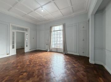 Departamento · 209m² · 9 Ambientes · Departamento de 4 Dorm. Gigante E Inmaculado en Palacio Fuentes