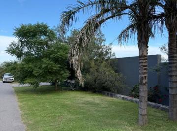 Casa · 580m² · 4 Ambientes · 2 Cocheras · Casa en Venta Estancia Q2
