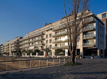 Departamento · 70m² · 2 Ambientes · 1 Cochera · Alquiler por 6 Meses en Puerto Madero. con Cochera