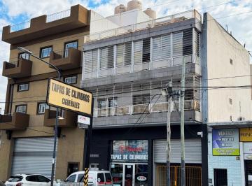 Departamento · 94m² · 4 Ambientes · 4 Ambientes Al Frente con Balcón Corrido Sobre Av