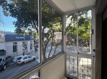 Departamento · 38m² · 2 Ambientes · Alquilo Hermoso 2 Amb. Al Frte con Bcón