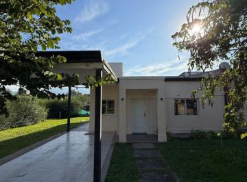 Casa de 4 ambientes, Yerba Buena · En Alquiler - Casa de 3 Dorm. en Country Solano Vera – Yerba Buena