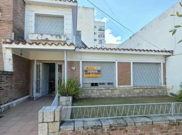 Casa · 203m² · 5 Ambientes · 1 Cochera · Excelente Oportunidad Casa B° Ducasse / Cofico 4 Dor 2 Baños