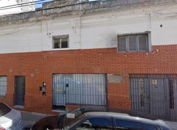 Casa · 200m² · 3 Dormitorios · 1 Cochera · En Venta Terreno Para Desarrollo Inmobiliario en Barrio Centro de Santa Fe