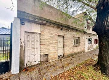 Casa · 59m² · 3 Ambientes · Latorre Prop. Vende Casa a Reciclar