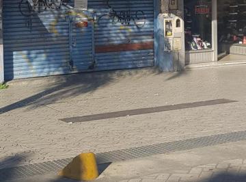 Local comercial · 66m² · 9 de Julio 1588 - Lanús Este