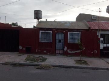 Casa · 50m² · 3 Ambientes · 1 Cochera · Vende Casa Barrio Cgt - San Luis