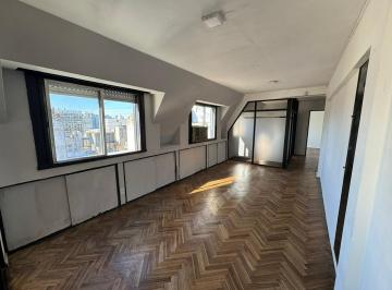Oficina comercial · 100m² · 6 Ambientes · Oficina 6 Ambientes y Doble Ingreso en Alquiler - Barrio Norte