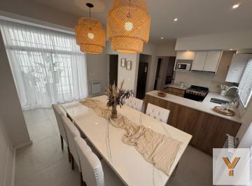 PH · 160m² · 5 Ambientes · PH en Venta - 3 Dorm. 2 Baños - Mar del Plata