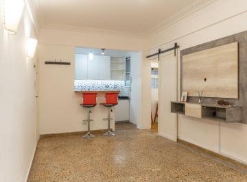 Departamento · 42m² · 2 Ambientes · Alquiler Dos Amb Patio, Florida, Apto Profesional