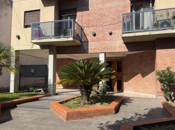 Departamento · 86m² · 4 Ambientes · 1 Cochera · Departamento con 3 Dorm. y Cochera 44 E/ 26 y 27
