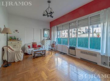 Departamento · 70m² · 3 Ambientes · Departamento de 3 Amb con Balcon Al Frente