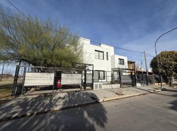 Casa · 80m² · 3 Ambientes · 1 Cochera · Venta – Dúplex 2 Dorm en Teodoro Felds