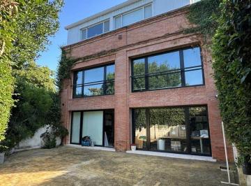 Oficina comercial · 375m² · 5 Ambientes · 7 Cocheras · Oficina Amplia con Gran Potencial de Reconversion