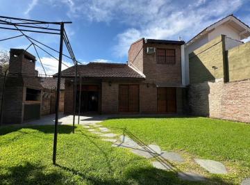Casa de 6 ambientes, San Isidro · Chal 6 Amb. 4 C/ Av 4 Habitaciones 1 Suite 3 de Ellas en Planta Baja / Play o Sum y Quincho