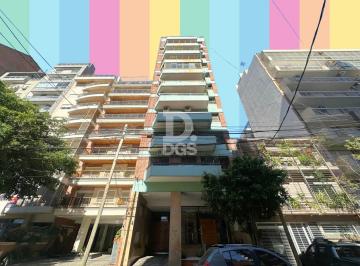 Departamento · 90m² · 4 Ambientes · 1 Cochera · Departamento Semipiso en Alquiler en Lanús Oeste, Lanús, G. B. a. Zona Sur