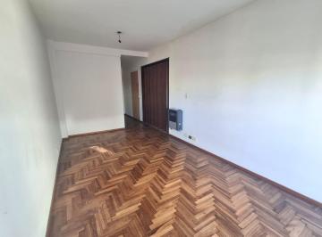 Departamento · 45m² · 2 Ambientes · Departamento de un Dormitorio en Alquiler Italia Al 1200