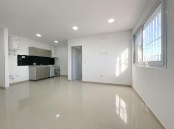 Departamento de 2 ambientes, Quilmes · Depto 2 Ambientes con Cochera - Quilmes Oeste - Pb. a