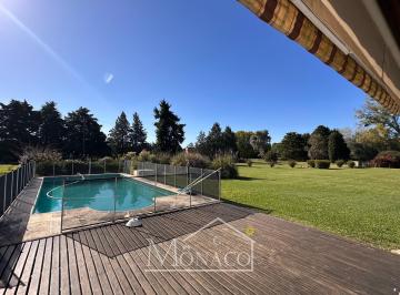 Casa de 5 ambientes, Luján · Casa en Venta en El Argentino Farm Club Luján