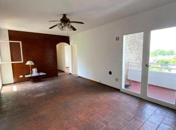 Departamento · 81m² · 4 Ambientes · Departamento en Venta - 3 Dorm. 2 Baños - Villa Lugano