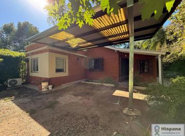Casa · 107m² · 4 Ambientes · 1 Cochera · Casa en Venta con Pileta Sobre La Calle Lisandro de La Torre, Barrio El Trebolar, del Viso, Pilar.