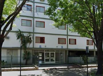Departamento · 75m² · 4 Ambientes · Departamento de 3 Dormitorio en Edif. Empleados de Comercio