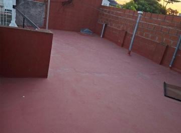 PH de 2 ambientes, La Matanza · P. H 2 y 1/2 Amb. Al Ctfe. con Patio y Tza