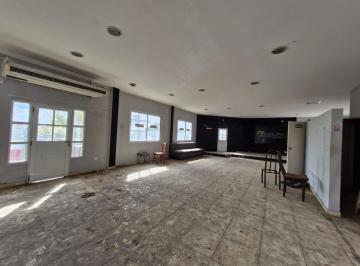 Local comercial · 160m² · 1 Ambiente · Local en Alquiler en Ezeiza