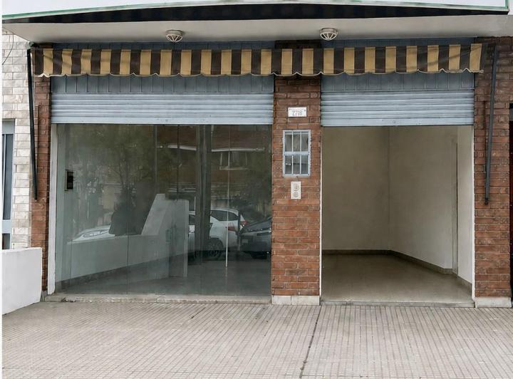 Local comercial · 162m² · 4 Ambientes · 2 Cocheras