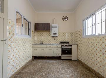 PH · 50m² · 3 Ambientes · Venta PH con Patio Caseros Centro - Apto Crédito